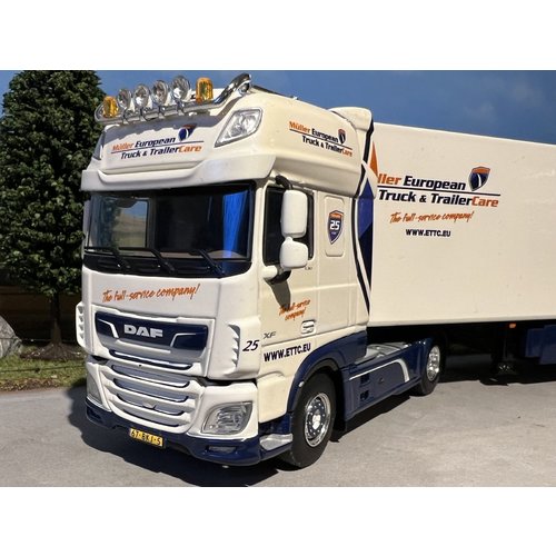 WSI WSI DAF XF Super Space Cab 4x2 + 3-as koeloplegger M.E.T.T.C. WSI WSI DAF XF Super Space Cab 4x2 + 3-as koeloplegger M.E.T.T.C.