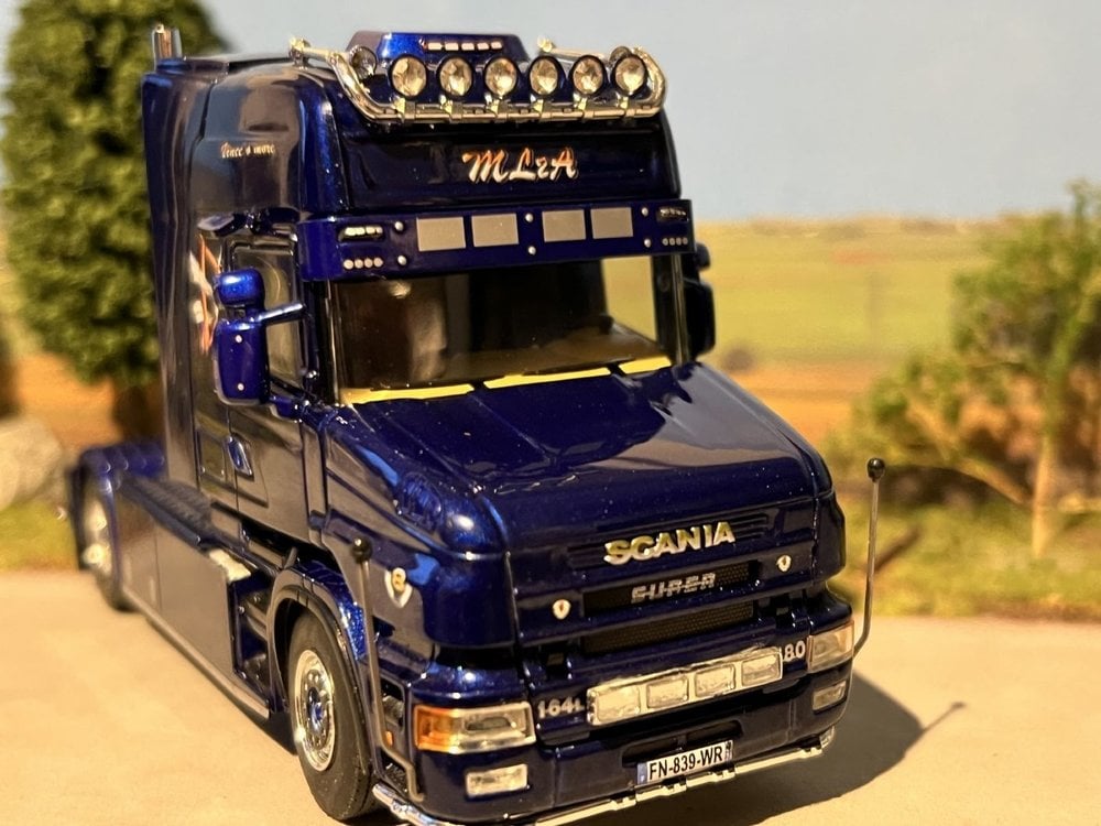 WSI WSI Scania 4-series Torpedo 4x2 ML2A