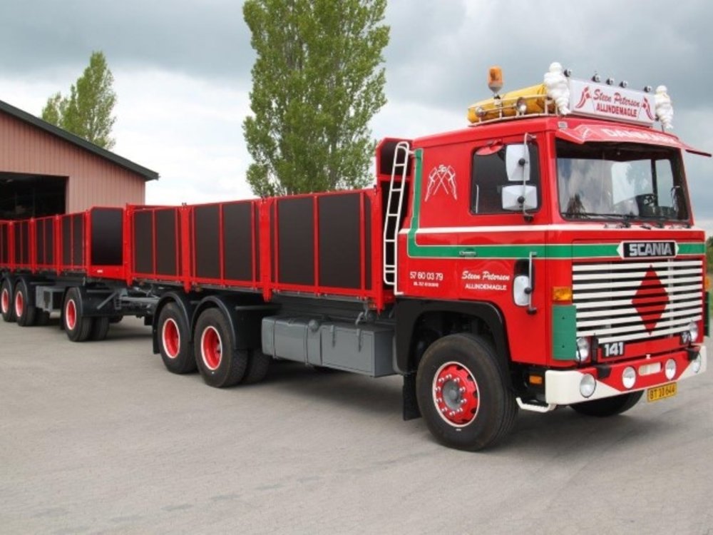 Tekno Tekno Scania 141 combi  3-assige aanhangwagen  Steen Petersen