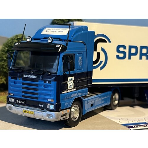Tekno Tekno Scania 113M streamline 113-360 met 3-assige koeloplegger SPRONSEN Tekno Tekno Scania 113M streamline 113-360 met 3-assige koeloplegger SPRONSEN