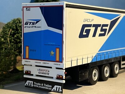 WSI WSI DAF XG 4x2 met 3-as schuifzeilen oplegger GTS Group