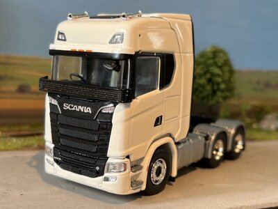 Tekno Tekno Scania Next Gen 660S-V8 6x4 Scania down under - white cab