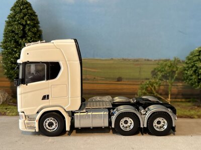 Tekno Tekno Scania Next Gen 660S-V8 6x4 Scania down under - white cab