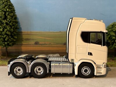 Tekno Tekno Scania Next Gen 660S-V8 6x4 Scania down under - white cab