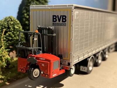 Tekno Tekno DAF XF Super Space Cab with curtainside trailer and Moffet reachtruck BVB Logistics