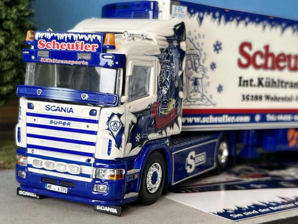 Tekno Tekno Scania 4-serie met 3-assige koeloplegger SCHEUFLER "RUSSEL TRUCKSHOW"