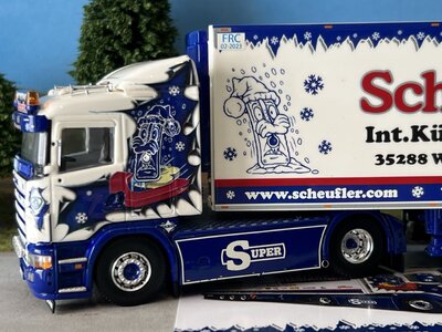 Tekno Tekno Scania 4-serie met 3-assige koeloplegger SCHEUFLER "RUSSEL TRUCKSHOW"