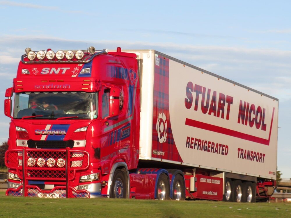 WSI WSI Scania S650 6x2 with 3-axle reefer trailer Stuart Nicol Transport SNT