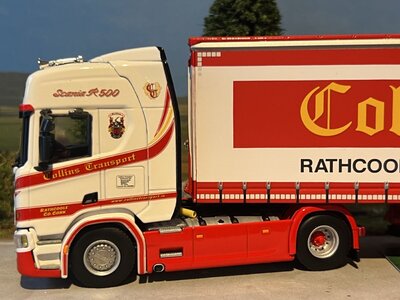 WSI WSI Scania R Highline 4x2 with 3-axle curtainside trailer COLLINS TRANSPORT