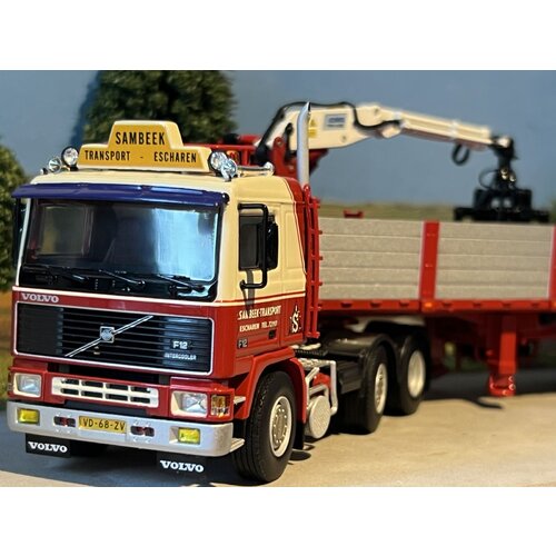 WSI WSI Volvo F12 6x4 met 3-as stenenoplegger VAN SAMBEEK TRANSPORT WSI WSI Volvo F12 6x4 met 3-as stenenoplegger VAN SAMBEEK TRANSPORT