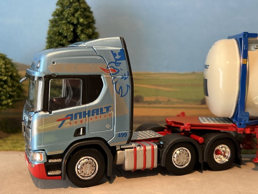 Tekno Tekno Scania R Highline 6x2 with Swap container ANHALT