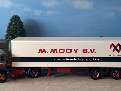 WSI WSI DAF 2600 4x2 reefer trailer 2-axle M. Mooy
