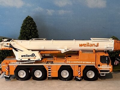 WSI WSI  Liebherr LTM 1090-4.2 mobile crane WEILAND KRAN & TRANSPORT GmbH