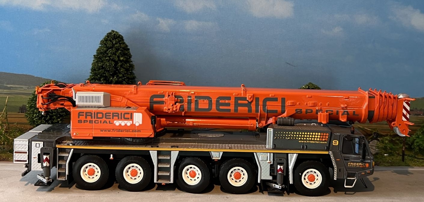 WSI WSI Tadano ATF 220G-5 Mobil Crane FRIDERICI ZWITSERLAND