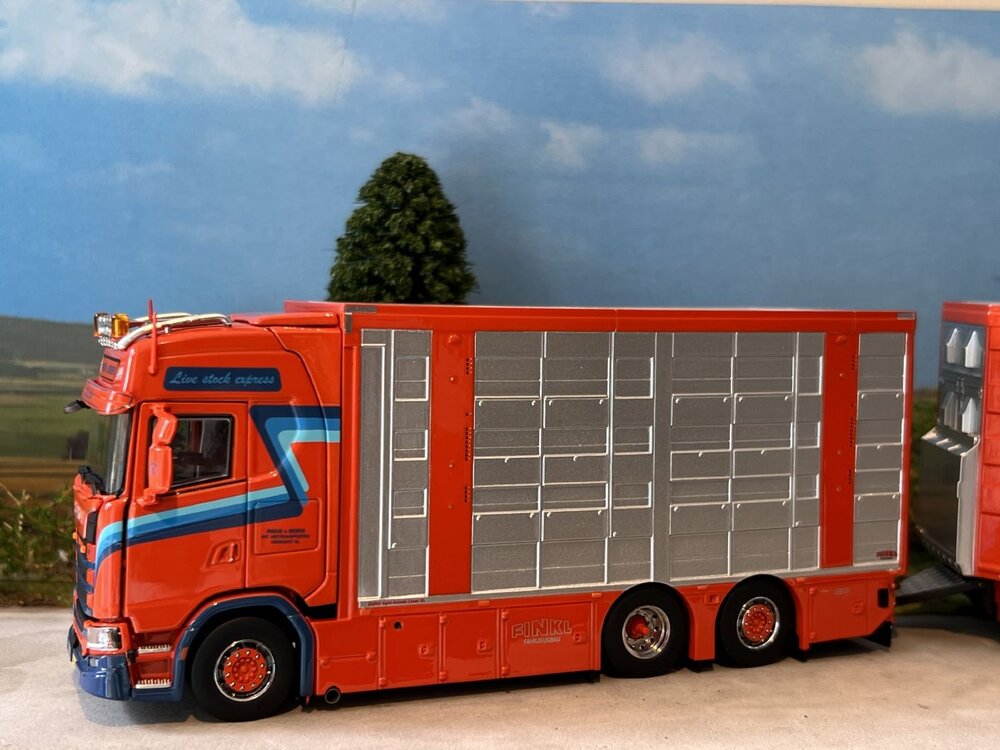 IMC IMC Scania S High roof boxed truck with livestock trailer Rinus van Beers