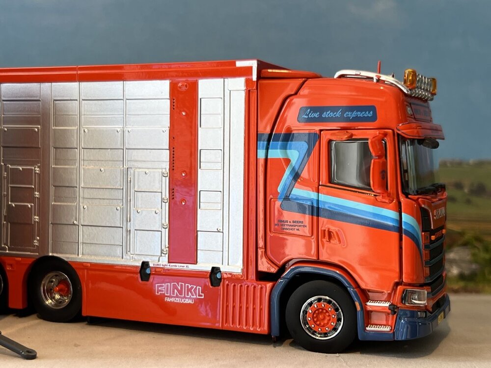 IMC IMC Scania S High roof boxed truck with livestock trailer Rinus van Beers