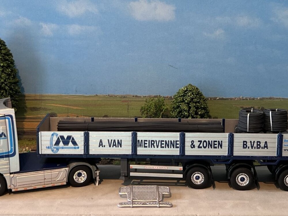 Tekno Tekno Mercedes-Benz Actros LH Megaspace met oplegger 3-as inclusief lading MEIRVENNE