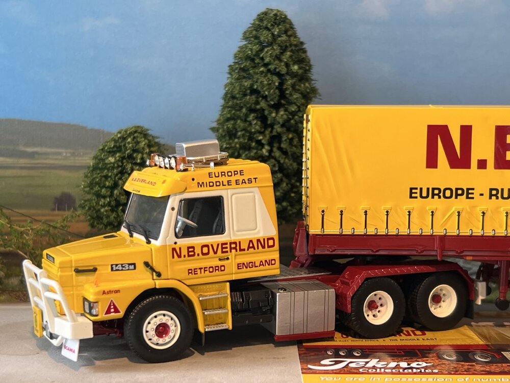 Tekno Tekno Scania Torpedo 143 met 3-assige huifoplegger N.B. OVERLAND