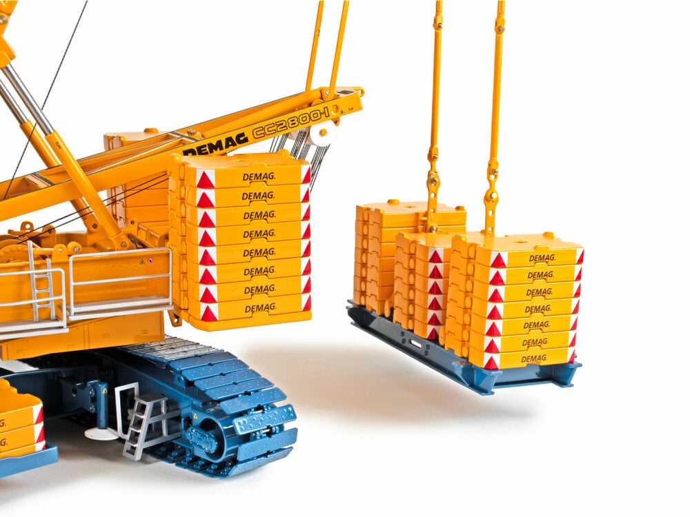 IMC IMC Demag CC 2800-1 Crawler crane (yellow/ Blue)