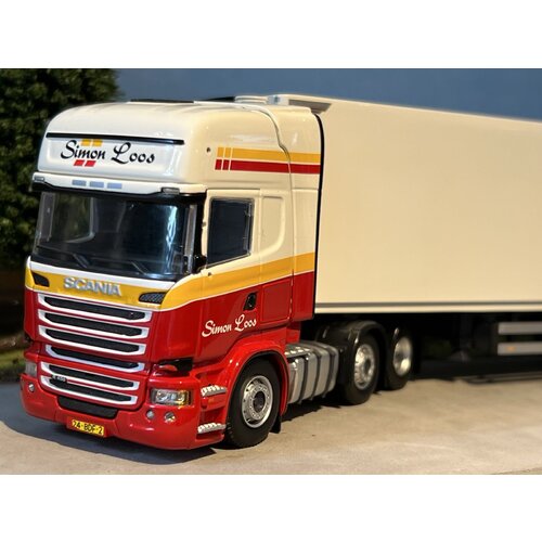 Tekno Tekno Scania R 6x2 Topline met 3-as koeloplegger SIMON LOOS Tekno Tekno Scania R 6x2 Topline met 3-as koeloplegger SIMON LOOS