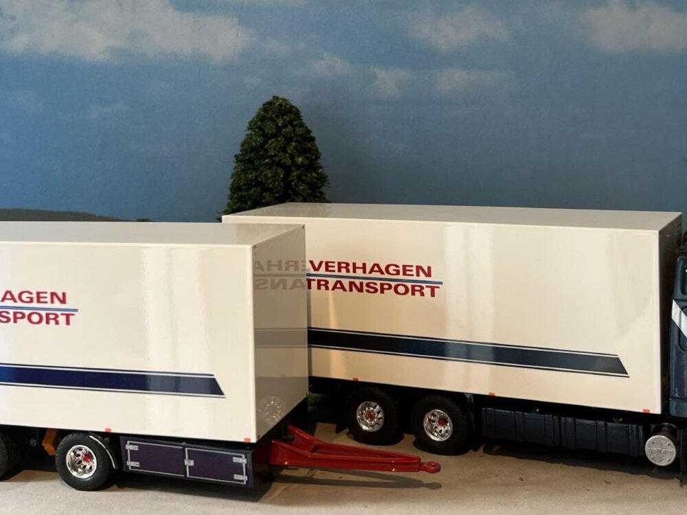 Tekno Tekno Volvo FH12 XL 6x2 Motorwagen met 2 as wipkar Volume combi VERHAGEN