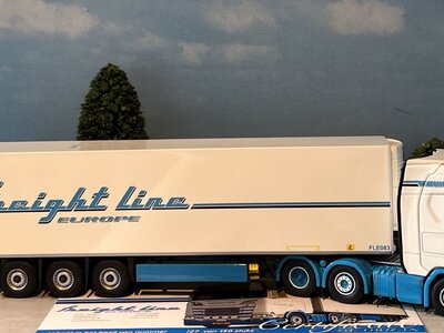 Tekno Tekno Scania S Next Gen 6x2 Highline met 3-as koeloplegger FREIGHTLINE