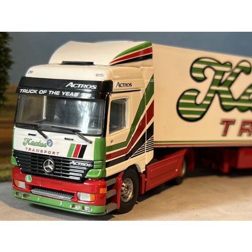 Tekno Tekno Mercedes-Benz L Actros 4x2 with 3-axle reefer trailer KAATEE TRANSPORT