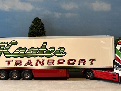 Tekno Tekno Mercedes-Benz L Actros 4x2 with 3-axle reefer trailer KAATEE TRANSPORT