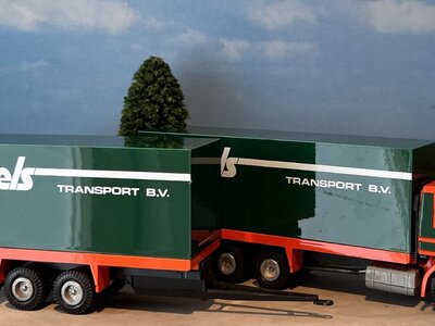 Tekno Tekno Scania 143M rigid truck with 2-axle trailer APPELS