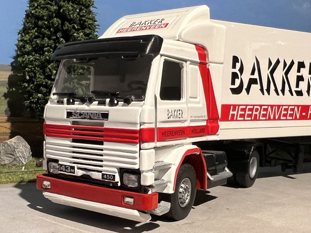 Tekno Tekno Scania 143M/450 4x2 with 3-axle reefer trailer BAKKER HEERENVEEN