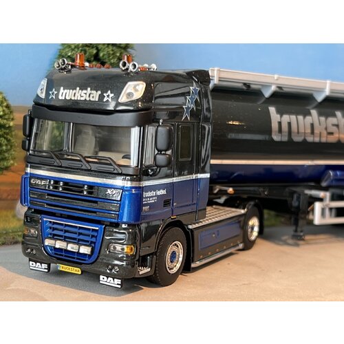 WSI WSI DAF 105XF Super Space Cab 4x2 met 3-as bulkoplegger TRUCKSTAR 2010 WSI WSI DAF 105XF Super Space Cab 4x2 met 3-as bulkoplegger TRUCKSTAR 2010
