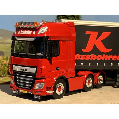 WSI WSI DAF 106XF Super Space Cab 6x2 met 3-as schuifzeilen oplegger TRUCKSTAR-PACTON Praktijktest WSI WSI DAF 106XF Super Space Cab 6x2 met 3-as schuifzeilen oplegger TRUCKSTAR-PACTON Praktijktest
