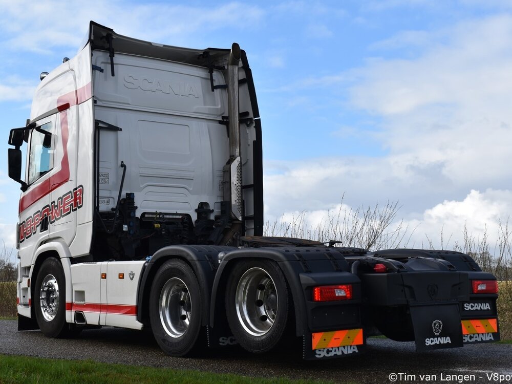 WSI WSI Scania R650 6x2 V8-POWER