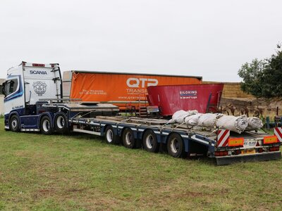 WSI WSI Scania S 6x2 with a 4-axle lowloader McFARLAND