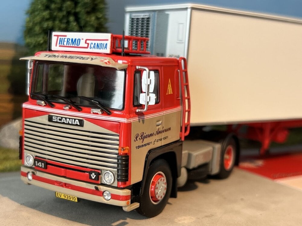 Tekno Tekno Scania 141 met 2-assige koeloplegger P. Bjarne Andersen