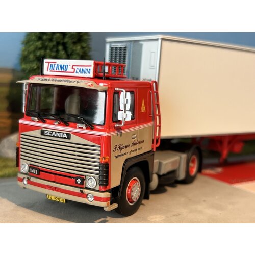 Tekno Tekno Scania 141 with 2-axle classic reefer trailer P. Bjarne Andersen