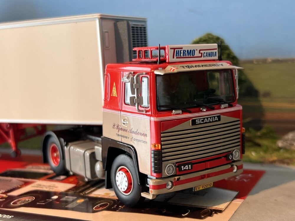 Tekno Tekno Scania 141 met 2-assige koeloplegger P. Bjarne Andersen