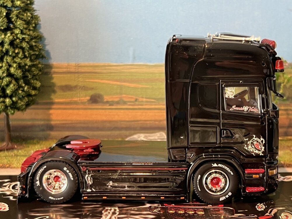 Tekno Tekno Scania R-serie Streamline Topline 4x2 Black Forest Trucking