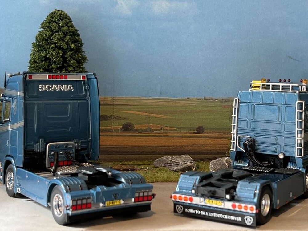 IMC IMC Scania model set Scania 143M streamline & Scania S High roof BUURMAN model set