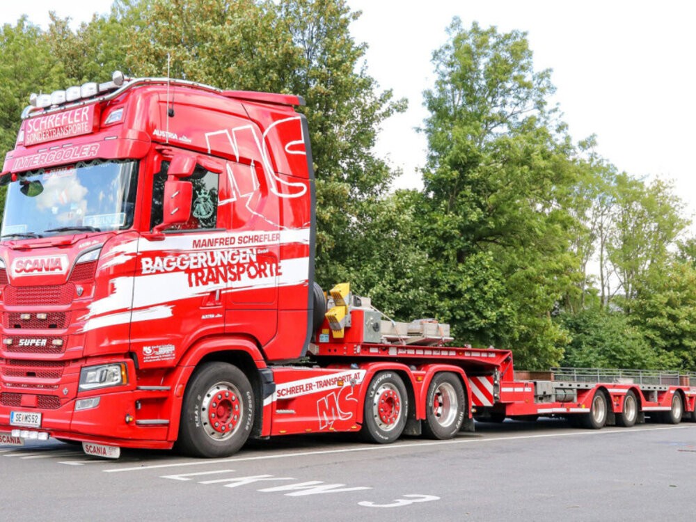 WSI WSI Scania S 6x2 met 4-as semi dieplader  MANFRED SCHREFLER