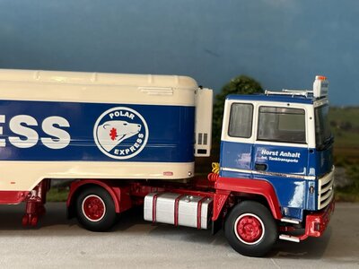 Tekno Tekno Ford Transcontinental with classic reefer trailer Anhalt "Polar Express"