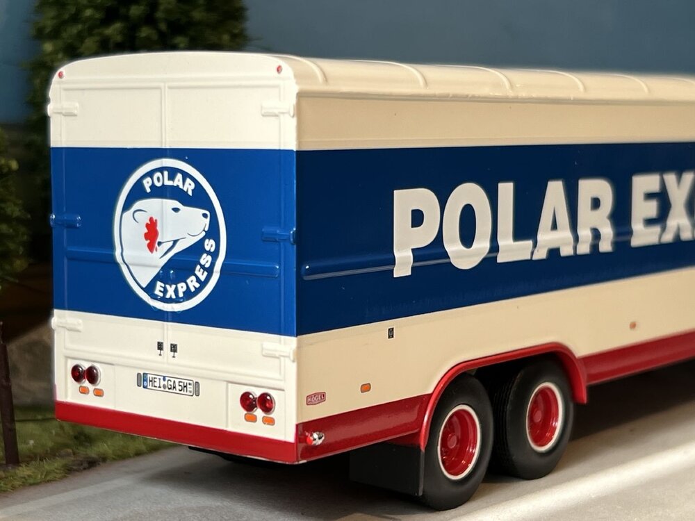 Tekno Tekno Ford Transcontinental with classic reefer trailer Anhalt "Polar Express"