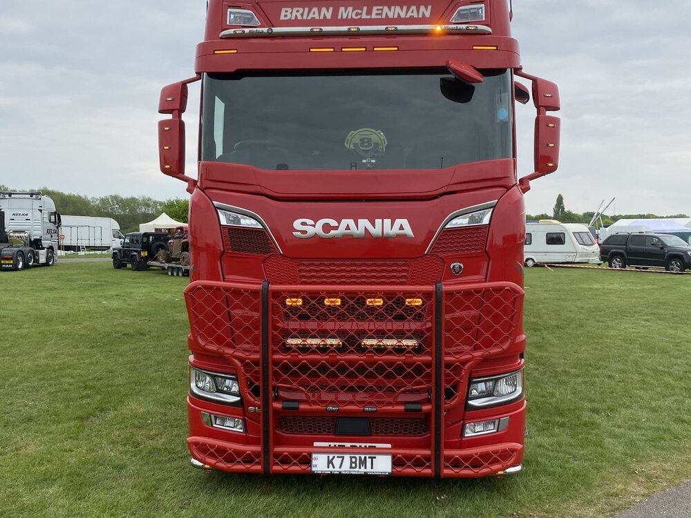 WSI WSI Scania S660 6x2 with 3-axle curtainside trailer MACLENNAN PETERHEAD SCOTLAND