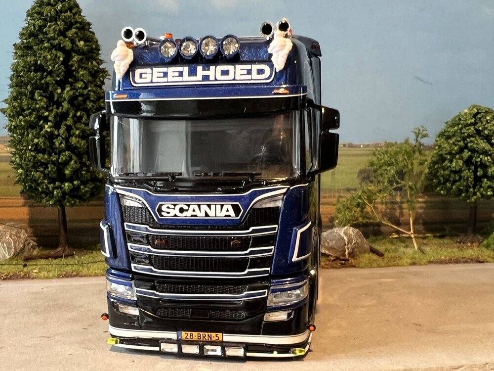 WSI WSI Scania R Highline 4x2 GEELHOED