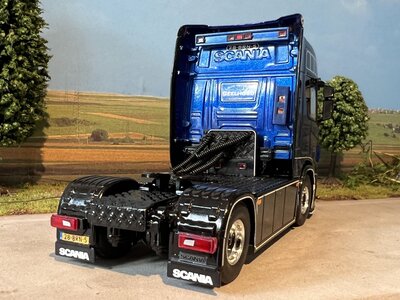 WSI WSI Scania R Highline 4x2 GEELHOED