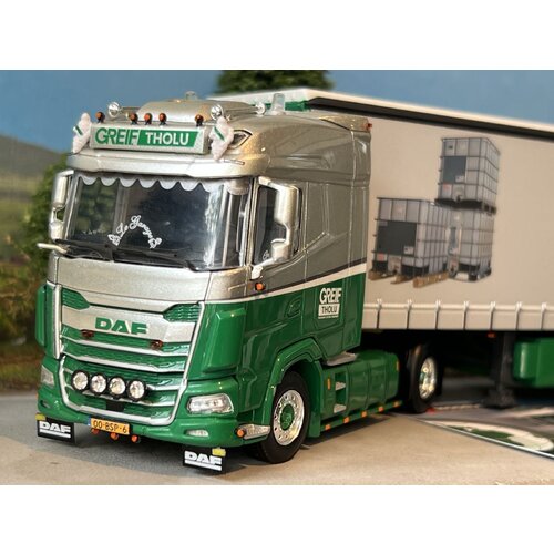 WSI WSI DAF XG 4x2 with 3-axle curtainside trailer GREIF THOLU WSI WSI DAF XG 4x2 with 3-axle curtainside trailer GREIF THOLU