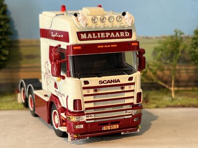 WSI WSI  Scania 164L/ 580  Topline 6x2 MALIEPAARD