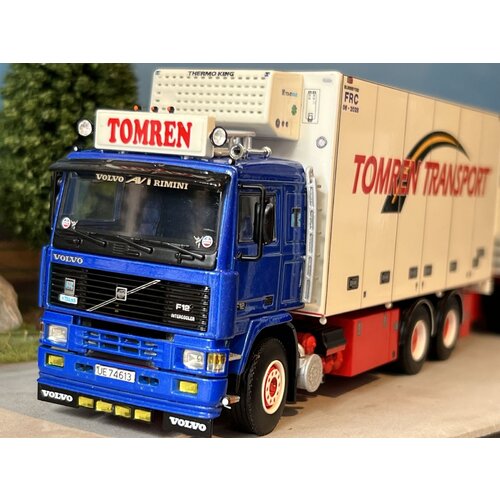 WSI WSI Volvo F12 6x2 bakwagen 6-as koel combinatie TOMREN WSI WSI Volvo F12 6x2 bakwagen 6-as koel combinatie TOMREN
