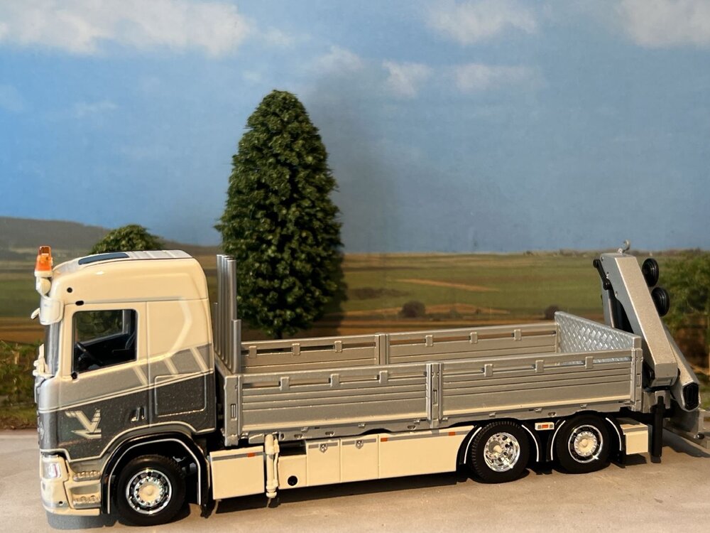 Tekno Tekno Scania Next Gen R650-V8 rigid truck with flatbed trailer and crane VOGEL KRAN TRANSPORTE