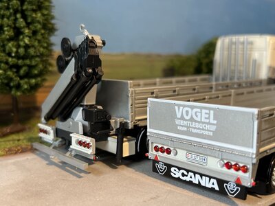 Tekno Tekno Scania Next Gen R650-V8 rigid truck with flatbed trailer and crane VOGEL KRAN TRANSPORTE